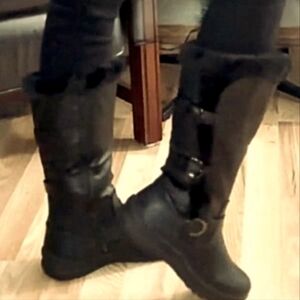 DREAM PAIRS High knee-length boots, Whith Women's Skin Linen Size 8 with zip.